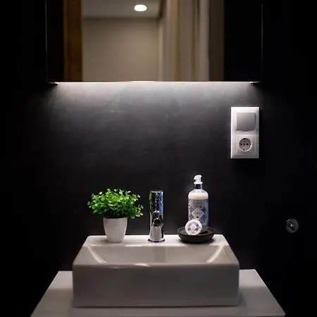 Alcantara Factory Ii Апартаменты Лиссабон