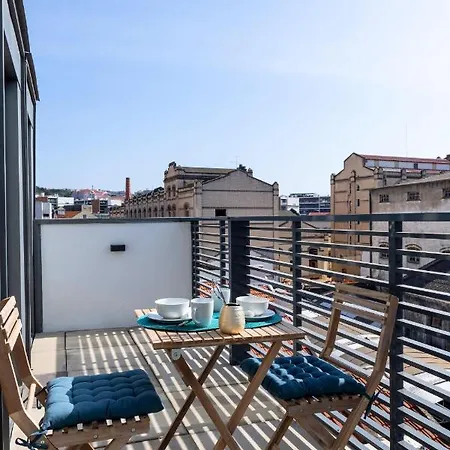 Alcantara Factory Ii Apartment